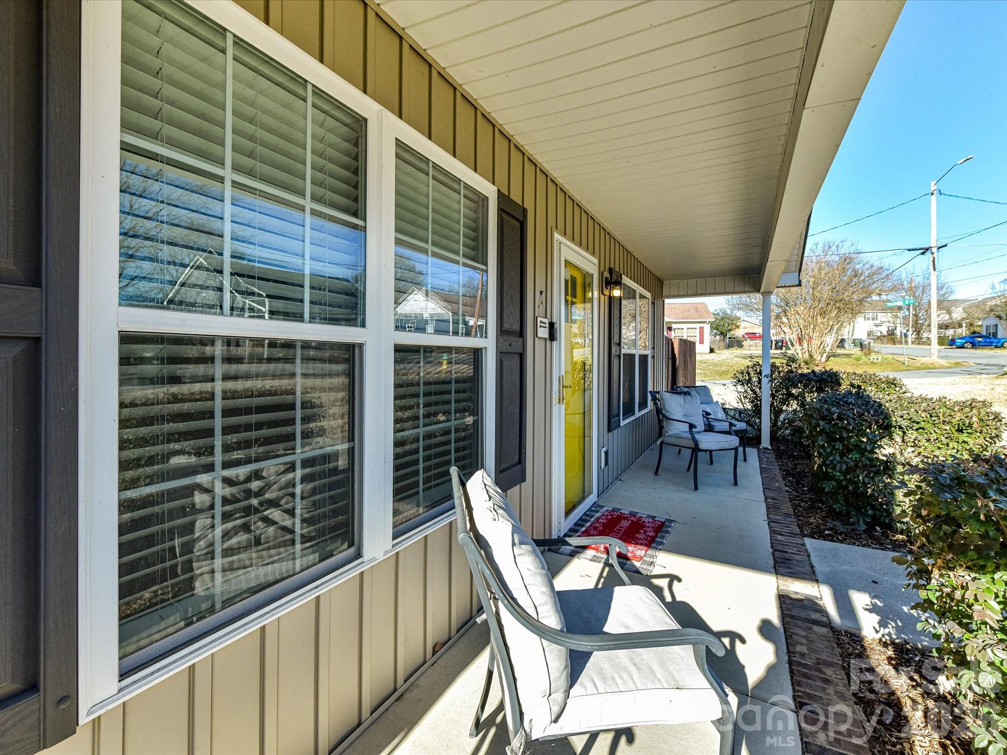 124 Cypress Street SW