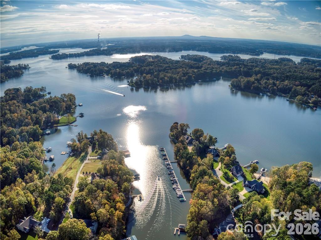 Beacon Pointe - Residential