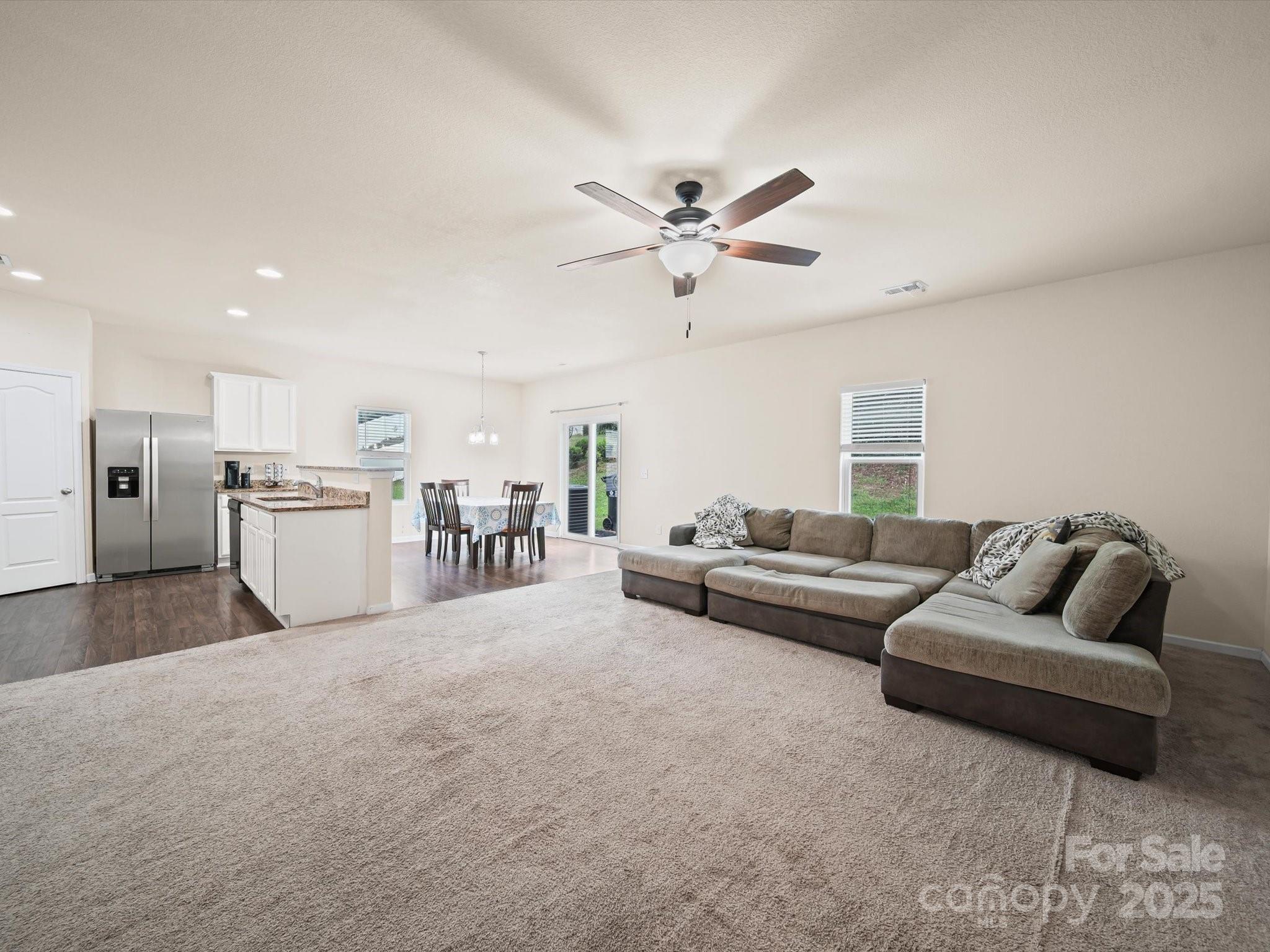 8314 Paw Valley Lane