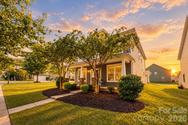 2015 KENSLEY DR, WAXHAW, NC 28173 - Image f0597e3afa8bebbb5b9b2e617b0fa1a7/4287655062