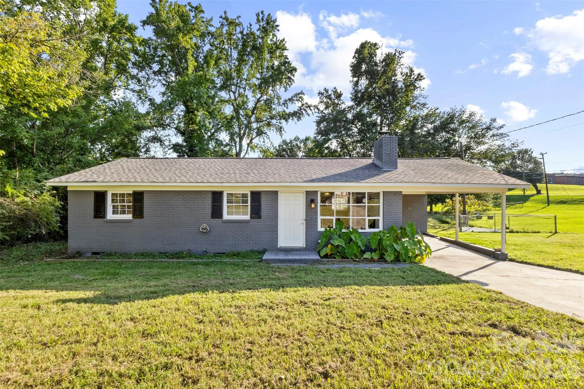 102 Central Avenue, Bessemer City, NC, 28016