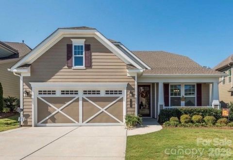 8407 Festival Way Charlotte NC 28215