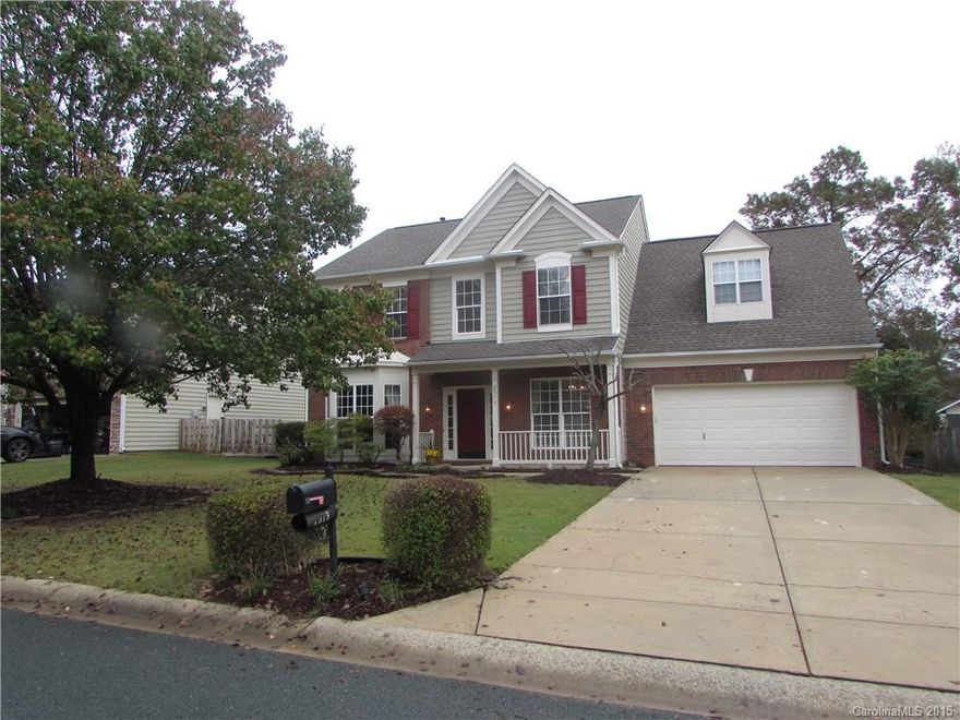 Located in Willowmere a very sought after community. This beautiful well maintained home on a quiet cul-de-sac features bright open floor plan w/ formal living & dining room w/ bay window. Great room w/  fireplace & gas logs. Kitchen w/ granite counter tops & tiled back splash. Gleaming hardwoods & tile floor on main level. Master suite w/ vaulted ceiling features heated tile floors in bathroom & large closet. Large bonus room/5th bedroom w/ lots of storage. Guest bathroom w/ heated tile floor.