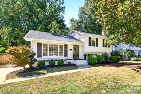 Photo of 3914 Chandworth Road, Charlotte, NC 28210 (MLS # 4427362)