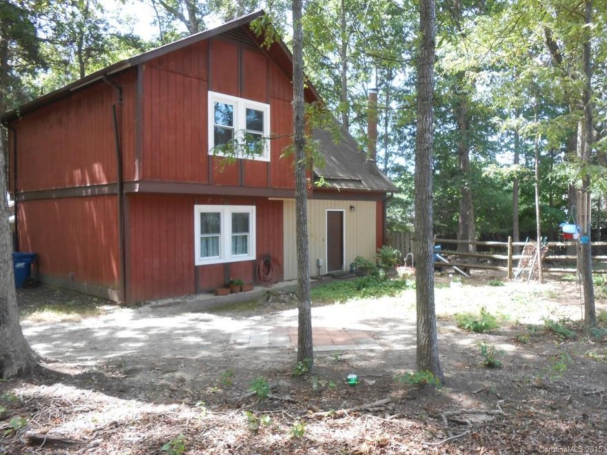 Enjoy wooded fenced in lot - hvac, kitchen appliances all 4 years old.  Two story great room with wood burning stone fireplace - loft area includes computer niche and sitting area.  Great location minutes from 485  Cul de sac street ...