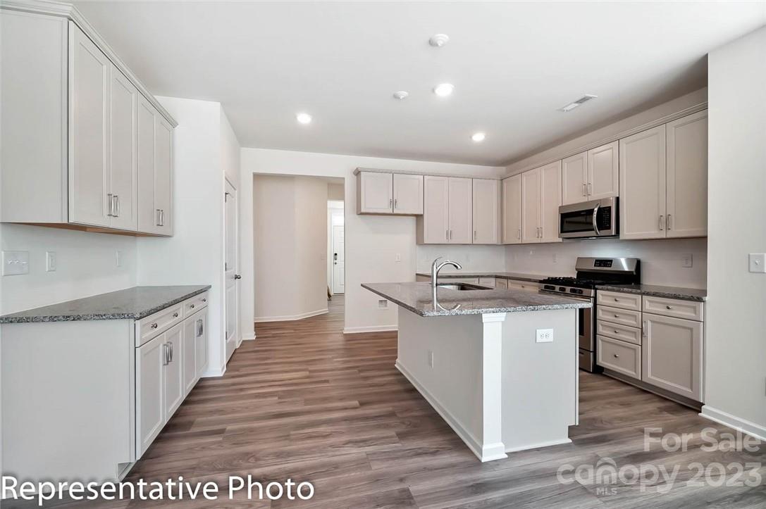 Harrisburg Village - Residential