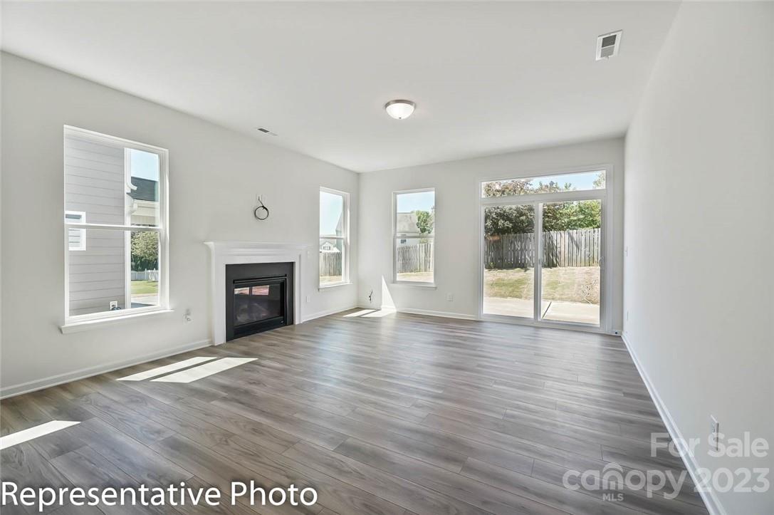 Harrisburg Village - Residential