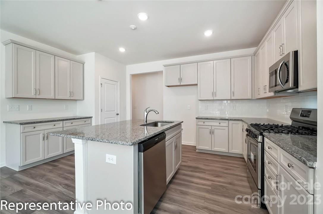 Harrisburg Village - Residential