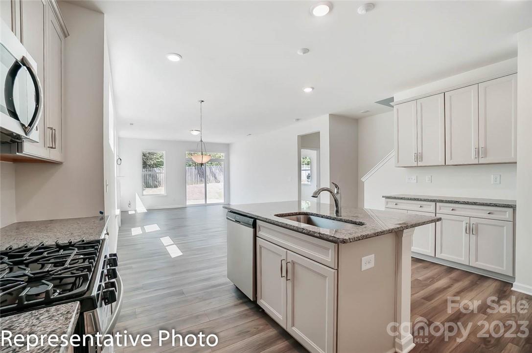 Harrisburg Village - Residential