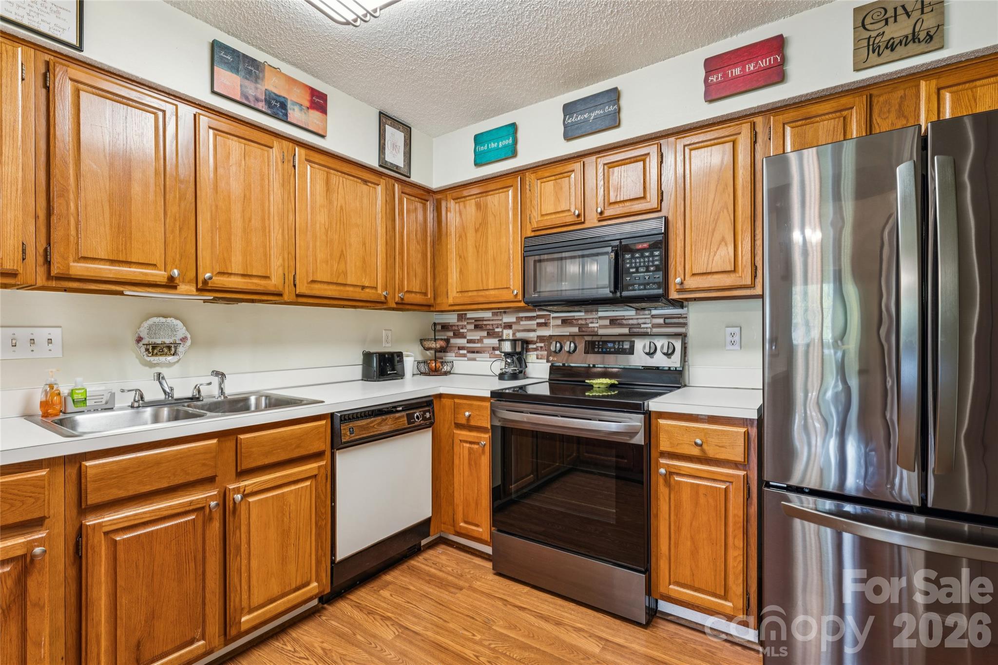 Harris Lake - Residential