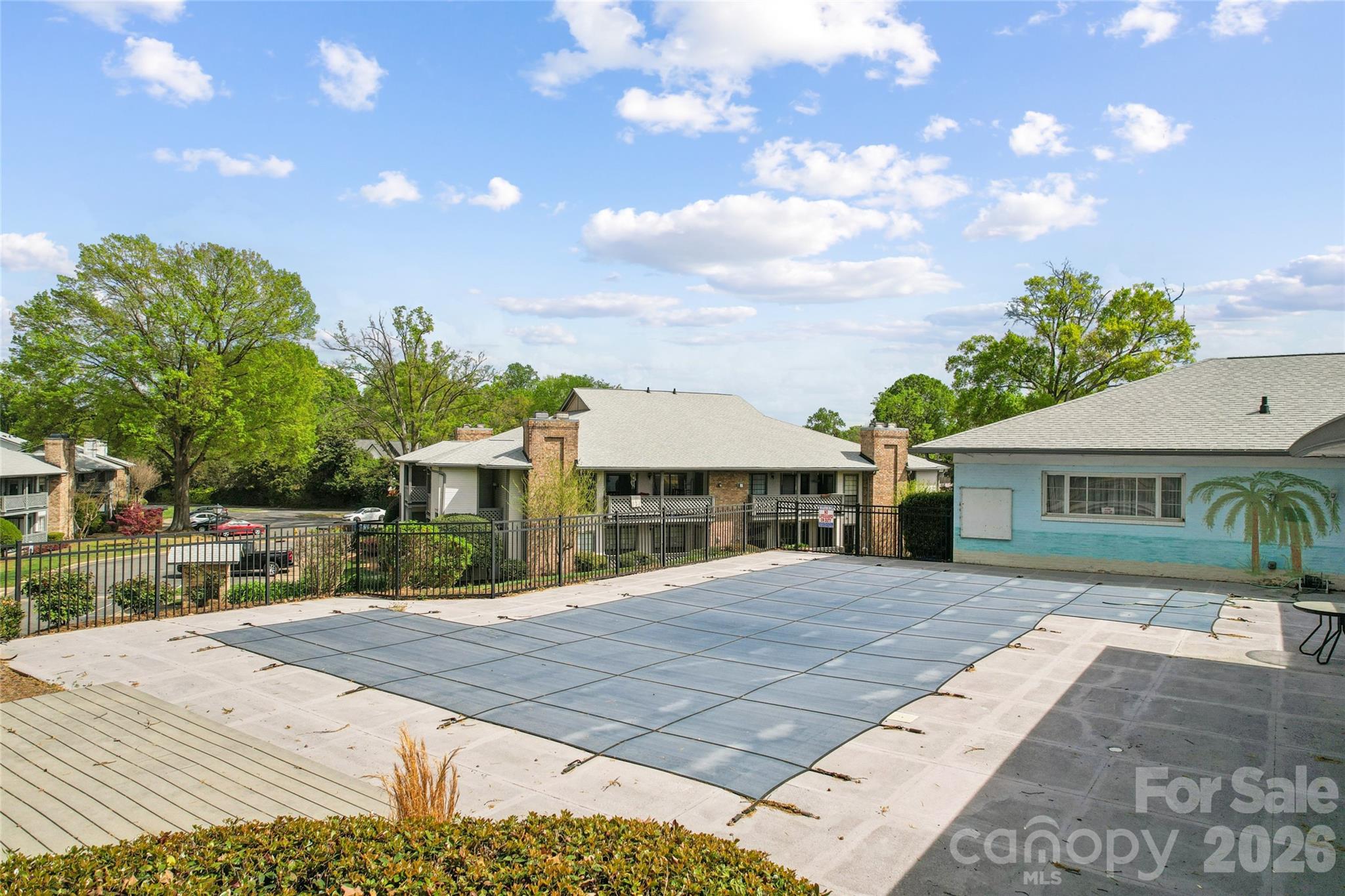 Harris Lake - Residential