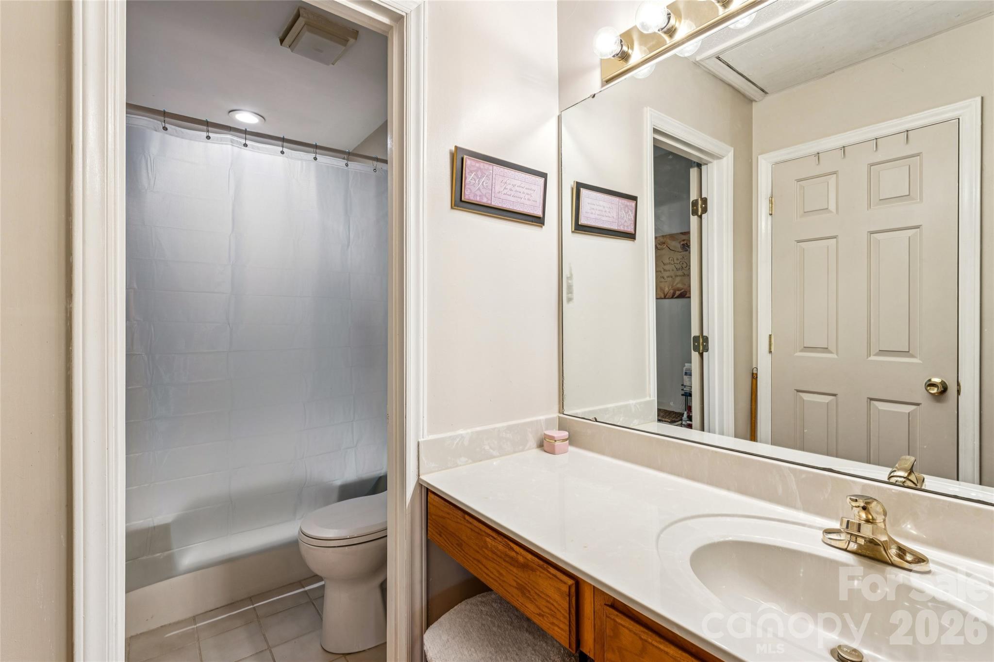 Harris Lake - Residential