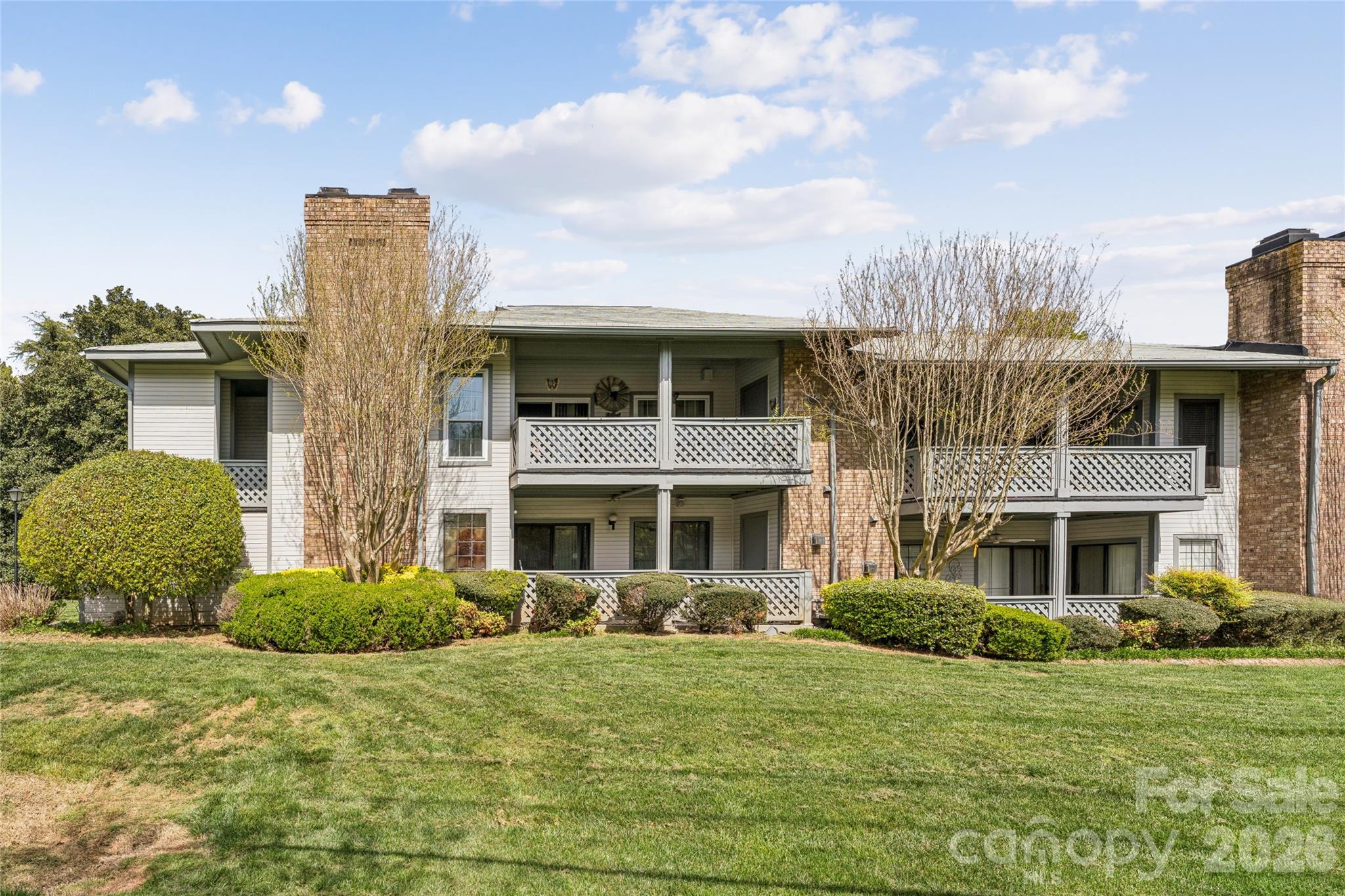 Harris Lake - Residential