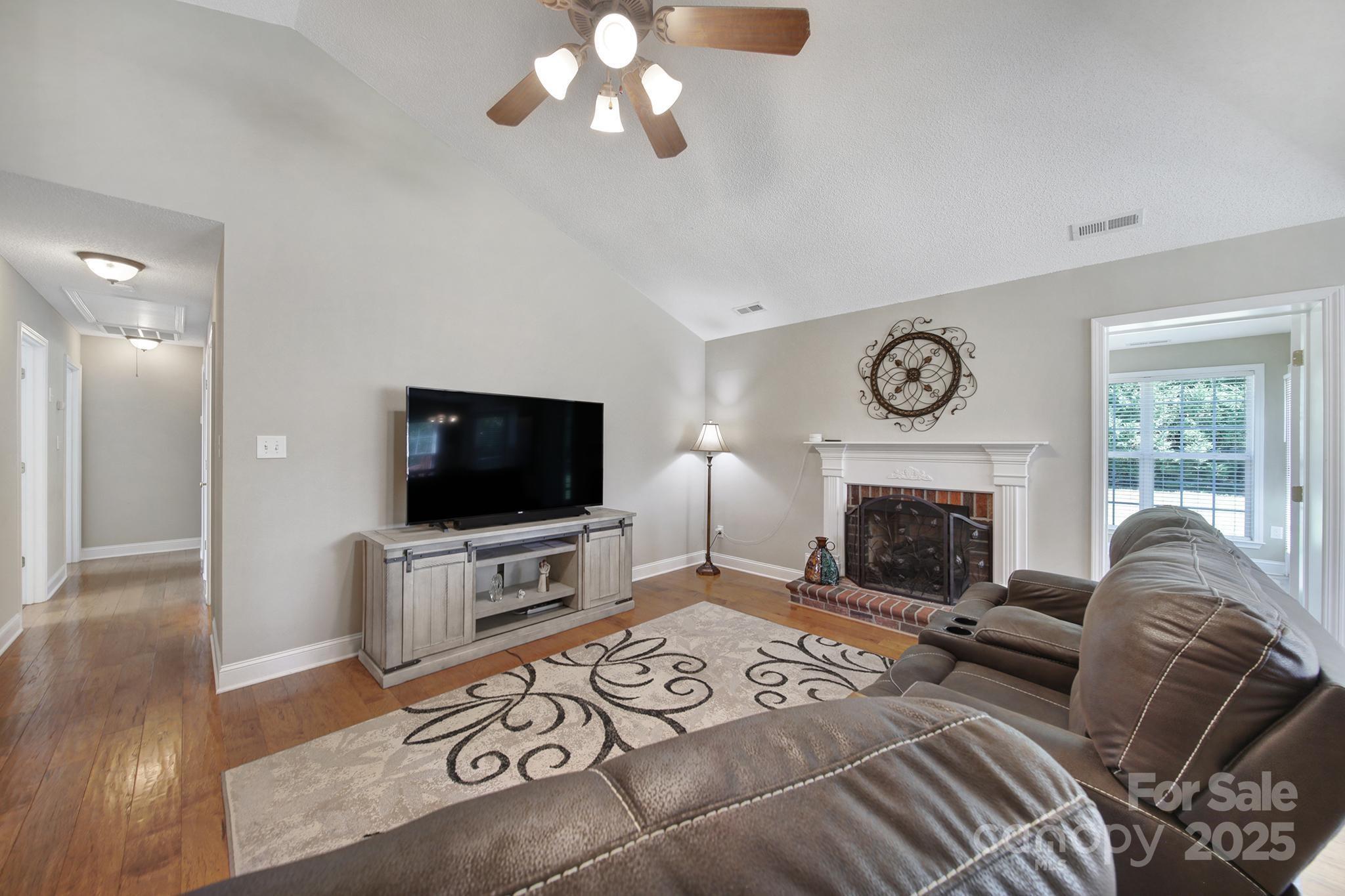 849 Treva Anne Drive SW