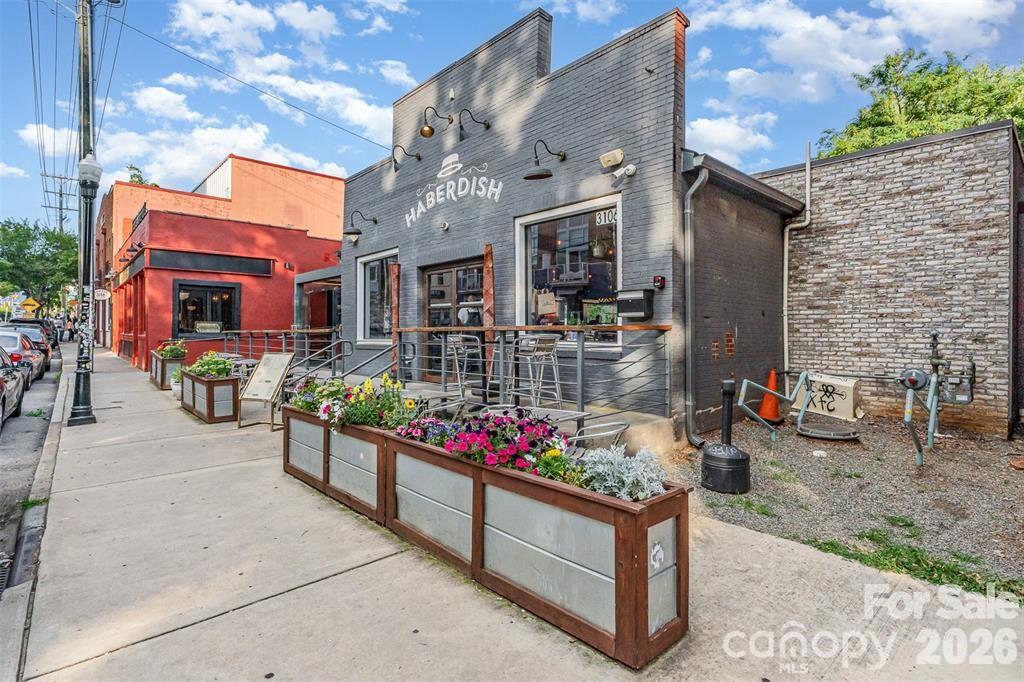 The Arts District - Residential