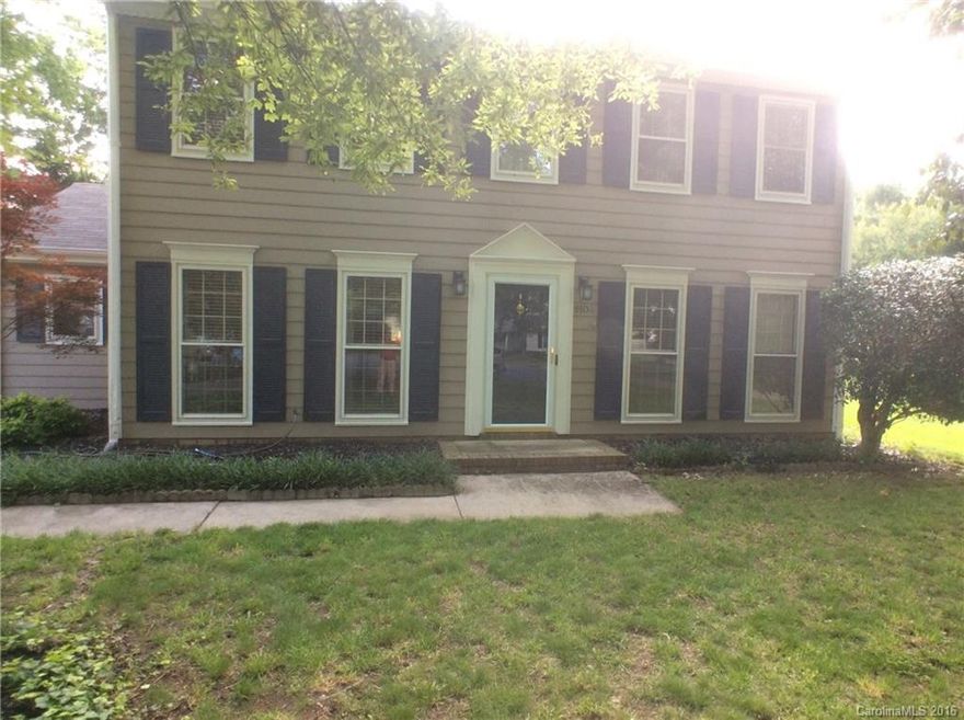 Located on a private cul-de-sac lot, this home features a formal dining room, a family room with a fireplace, and  kitchen accented with tile flooring, solid surface counter tops and stainless steel appliances. Other upgrades include crown and chair rail moldings and a screened patio to enjoy the outdoors.