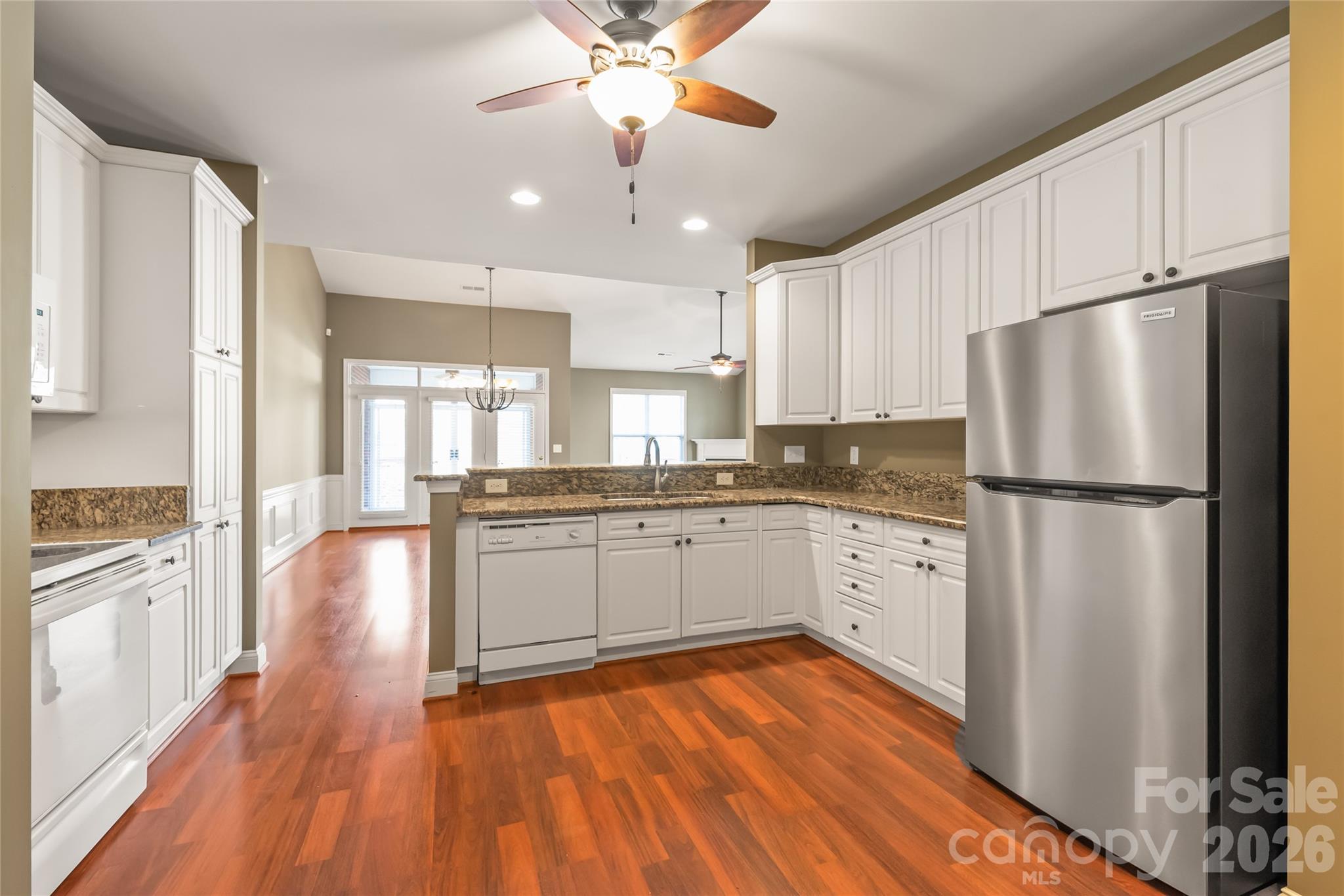 Mint Lake Village - Residential