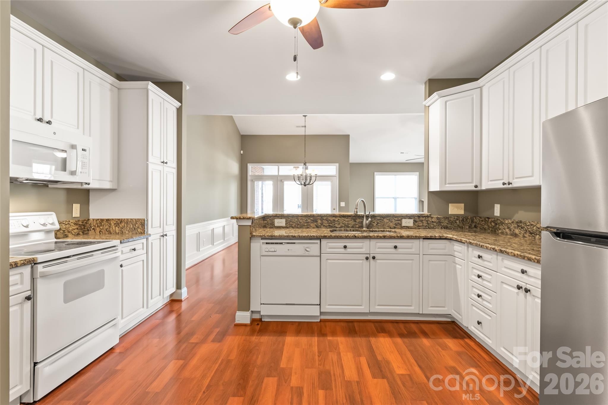 Mint Lake Village - Residential