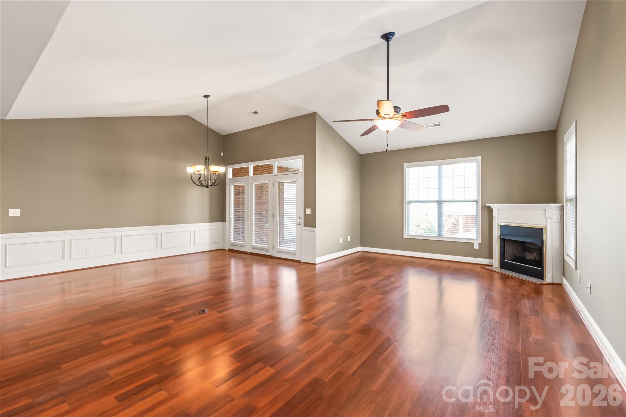 Mint Lake Village - Residential