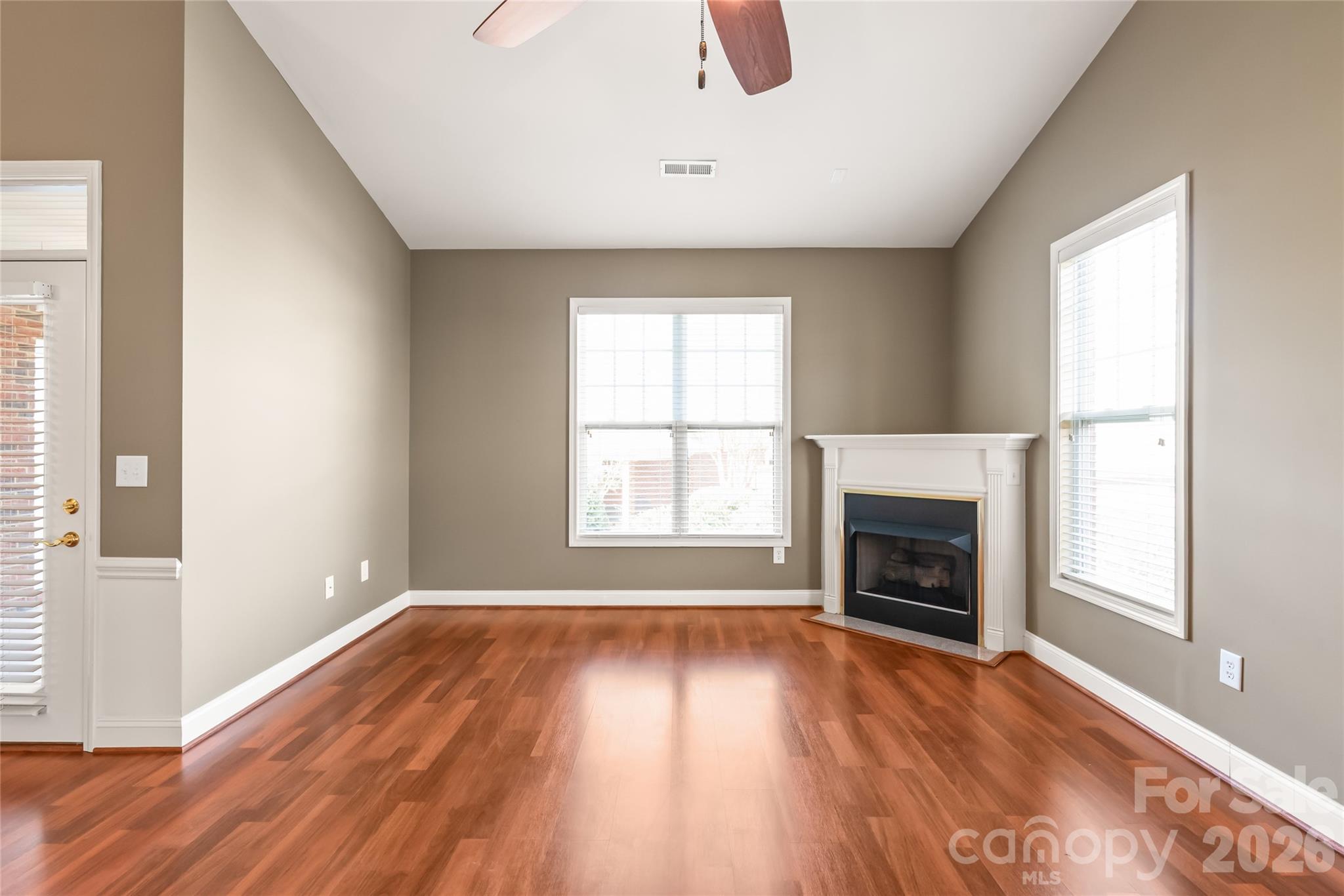 Mint Lake Village - Residential