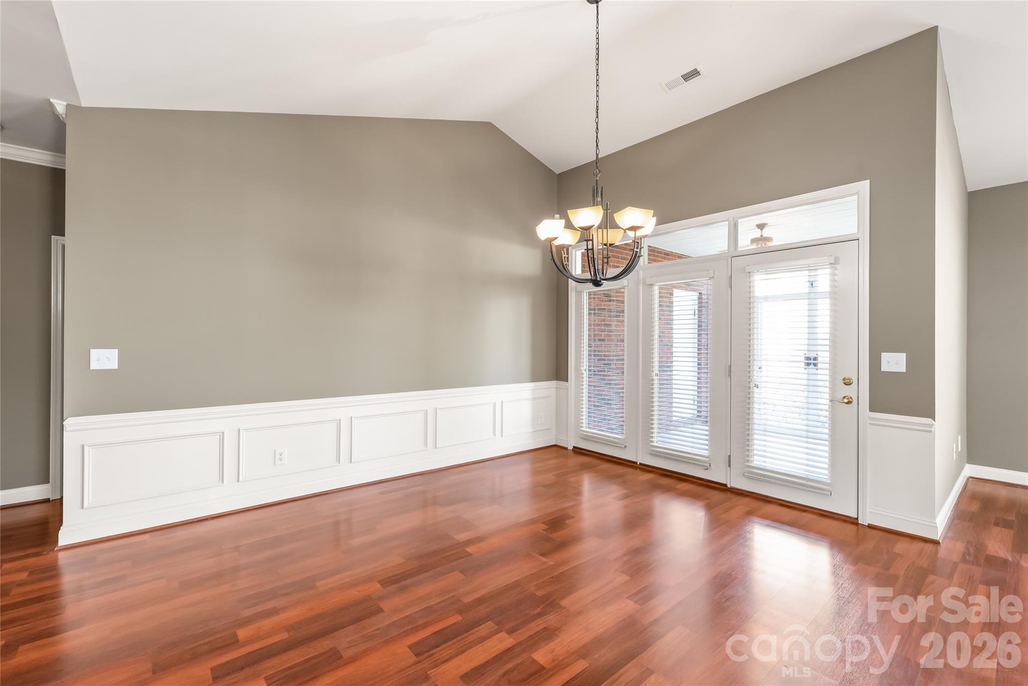 Mint Lake Village - Residential