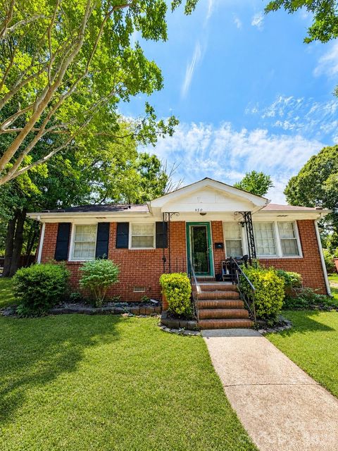 Photo of 4310 Gillespie Court, Charlotte, NC 28205 (MLS # 4396939)