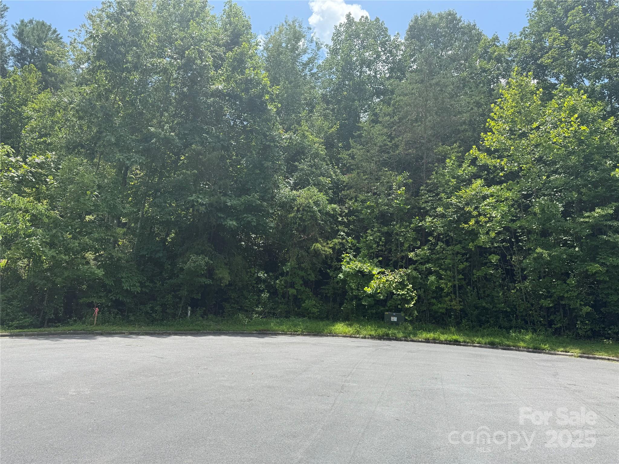 1047 Williamsburg Drive