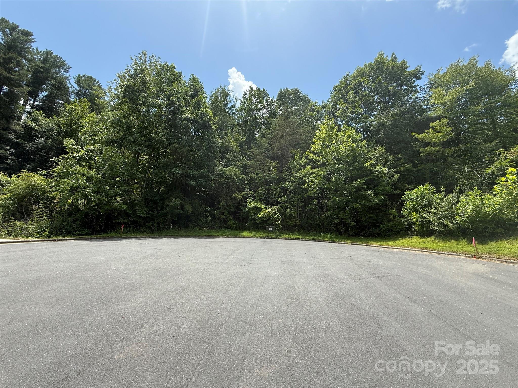 1047 Williamsburg Drive