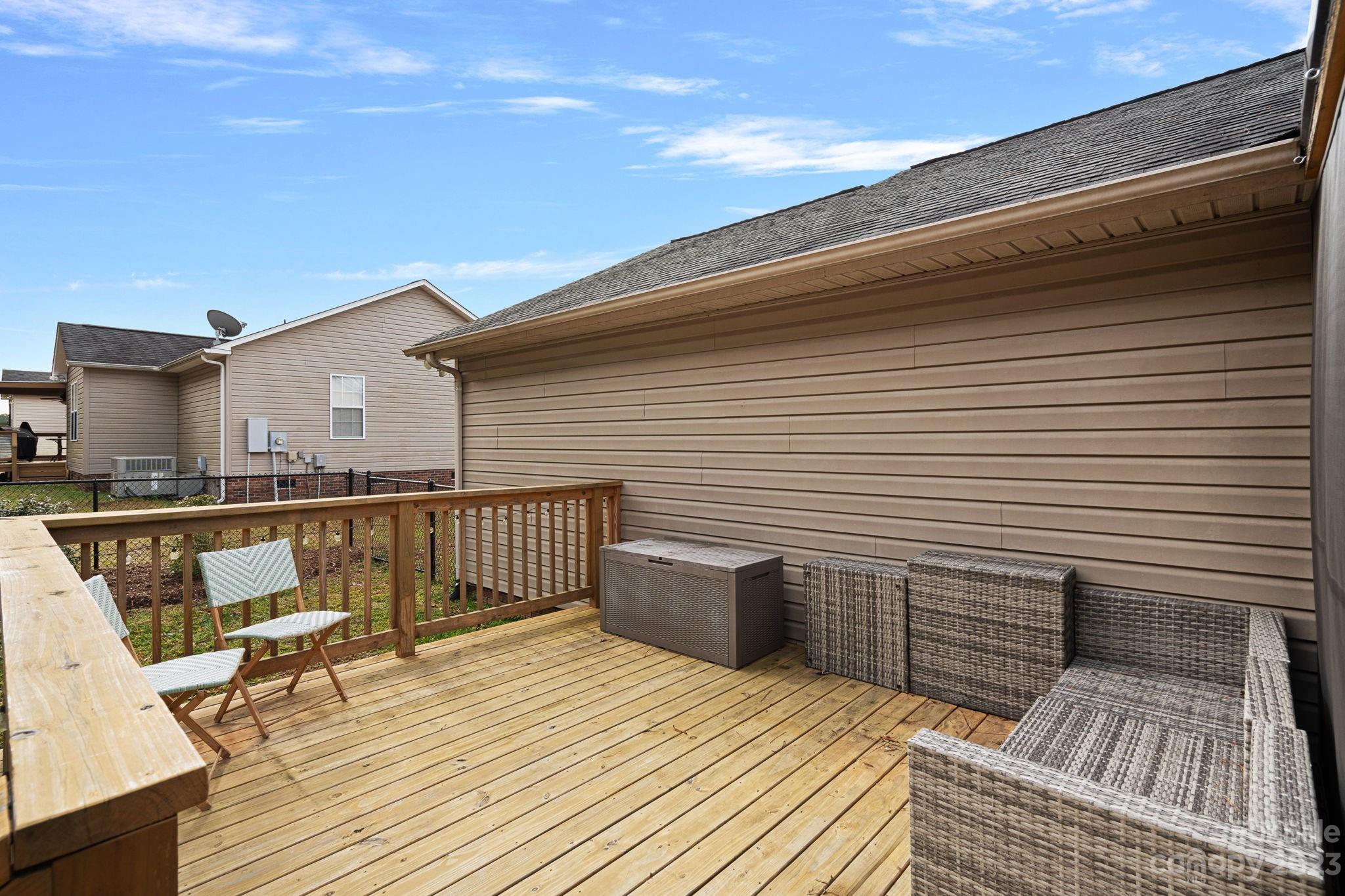 Raccoon Hollow - Residential