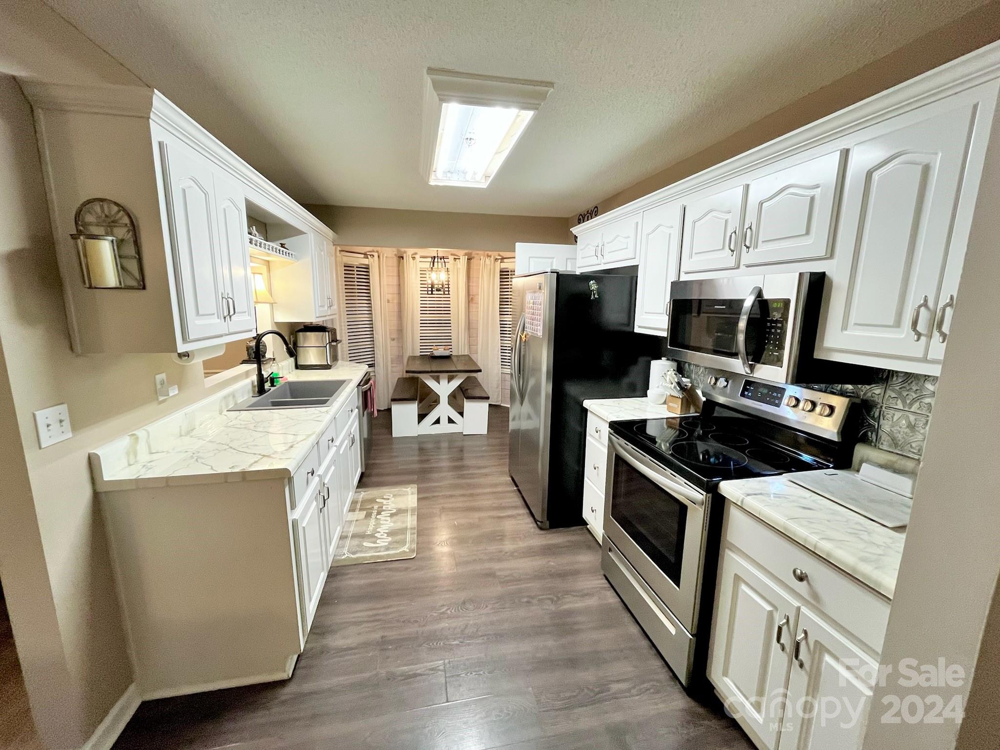 Woodland Hills - Residential