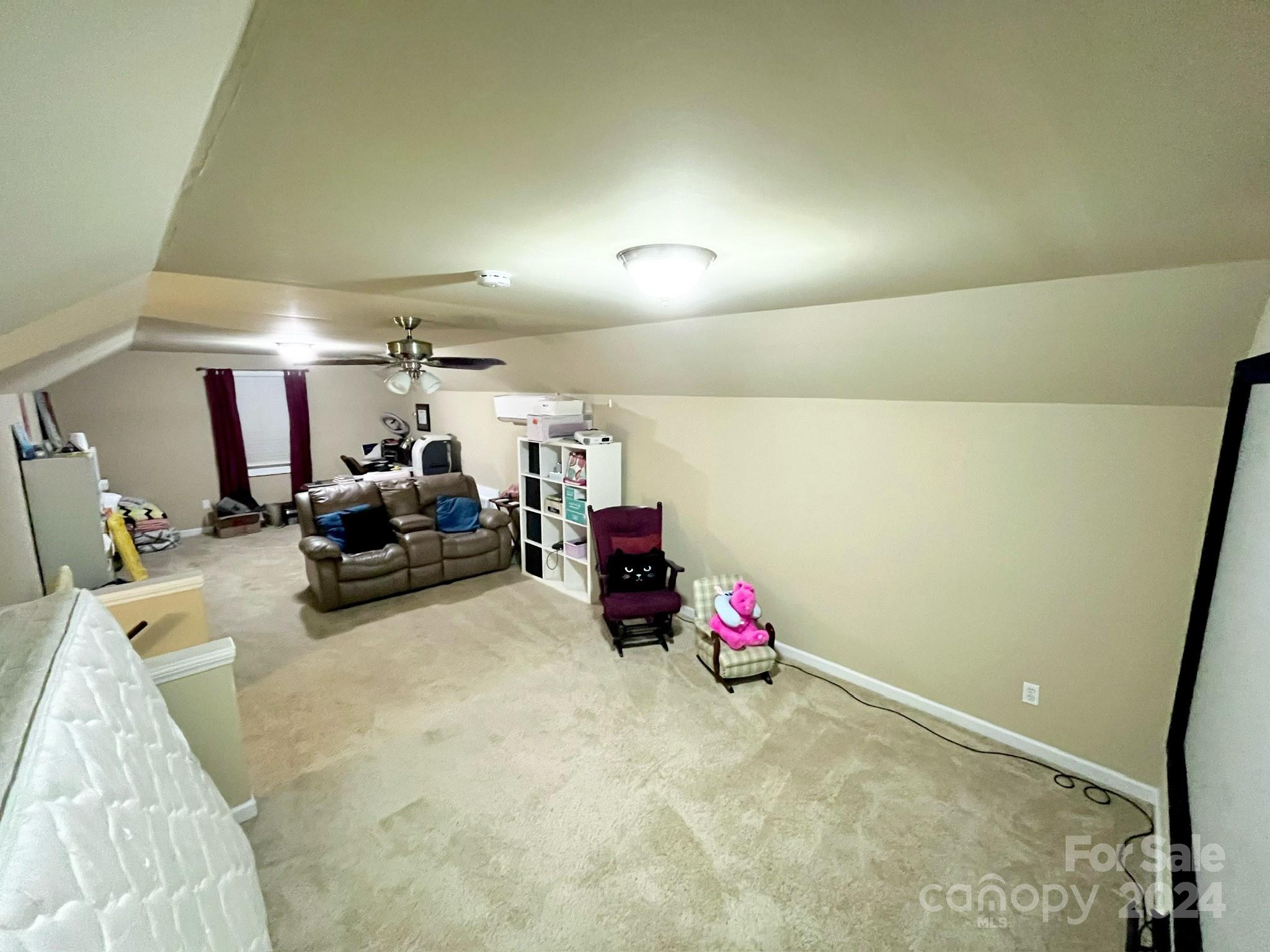 Woodland Hills - Residential