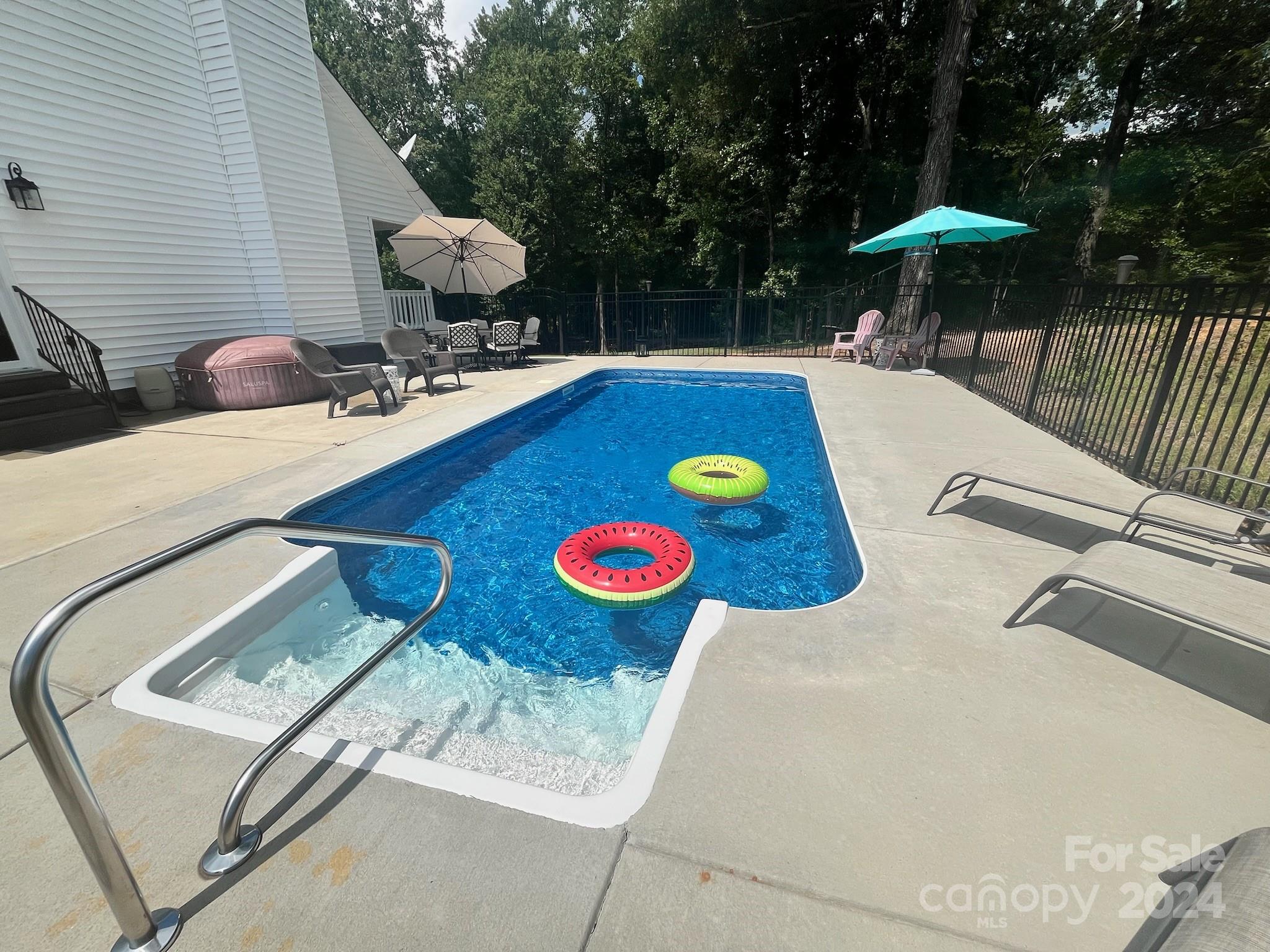 Woodland Hills - Residential