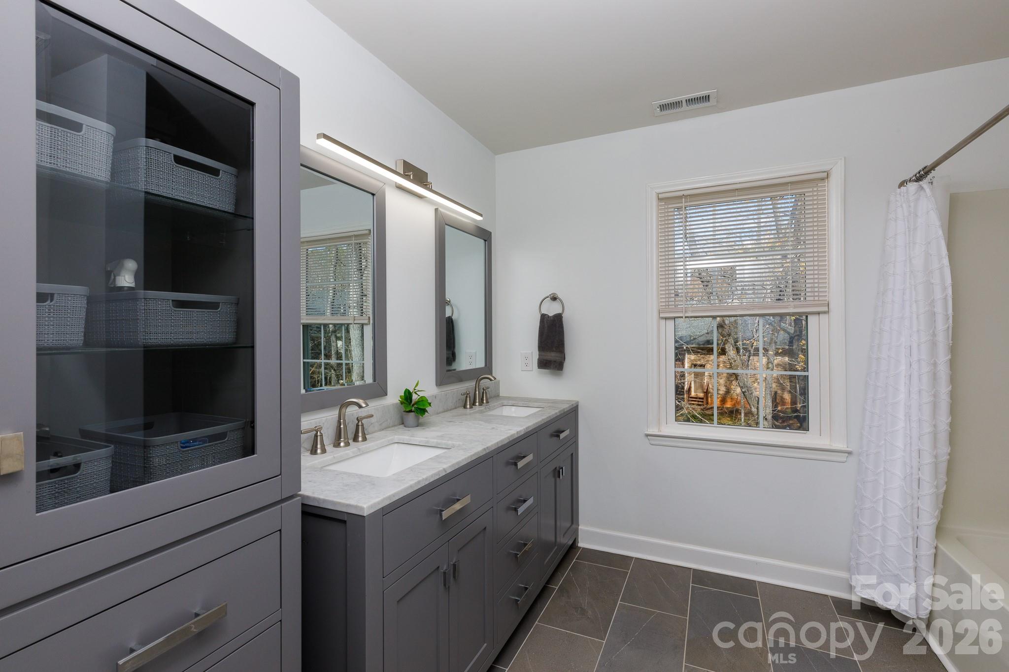 Oakhurst - Residential