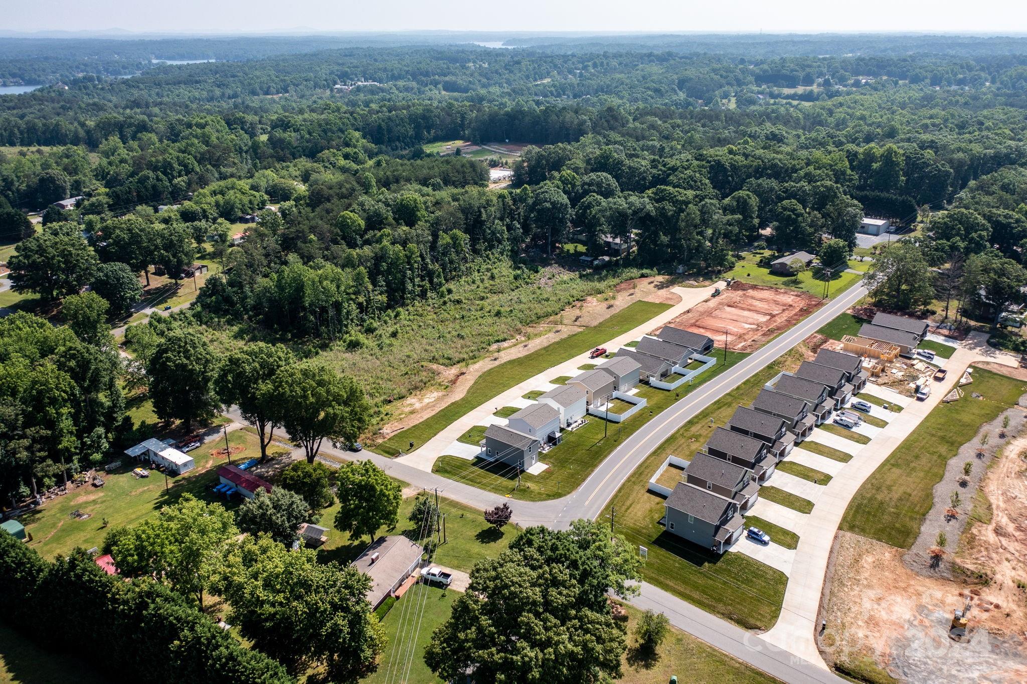 Snow Creek Village - Residential