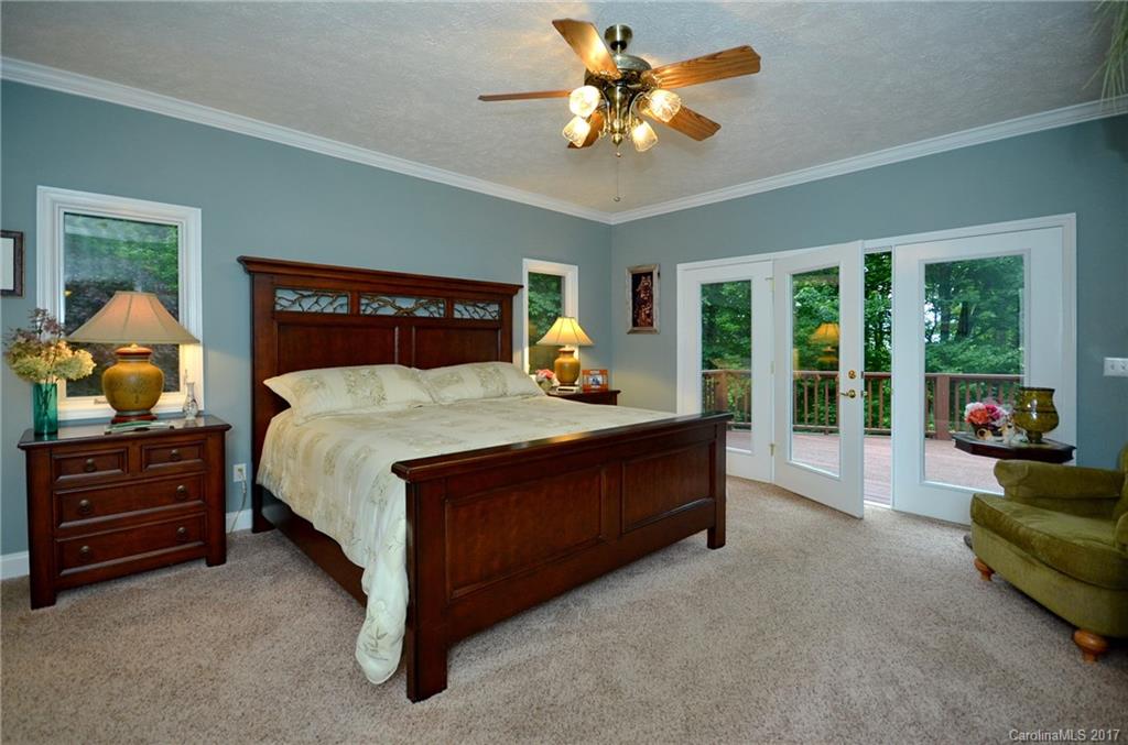 Laurel Ridge Country Club - Residential