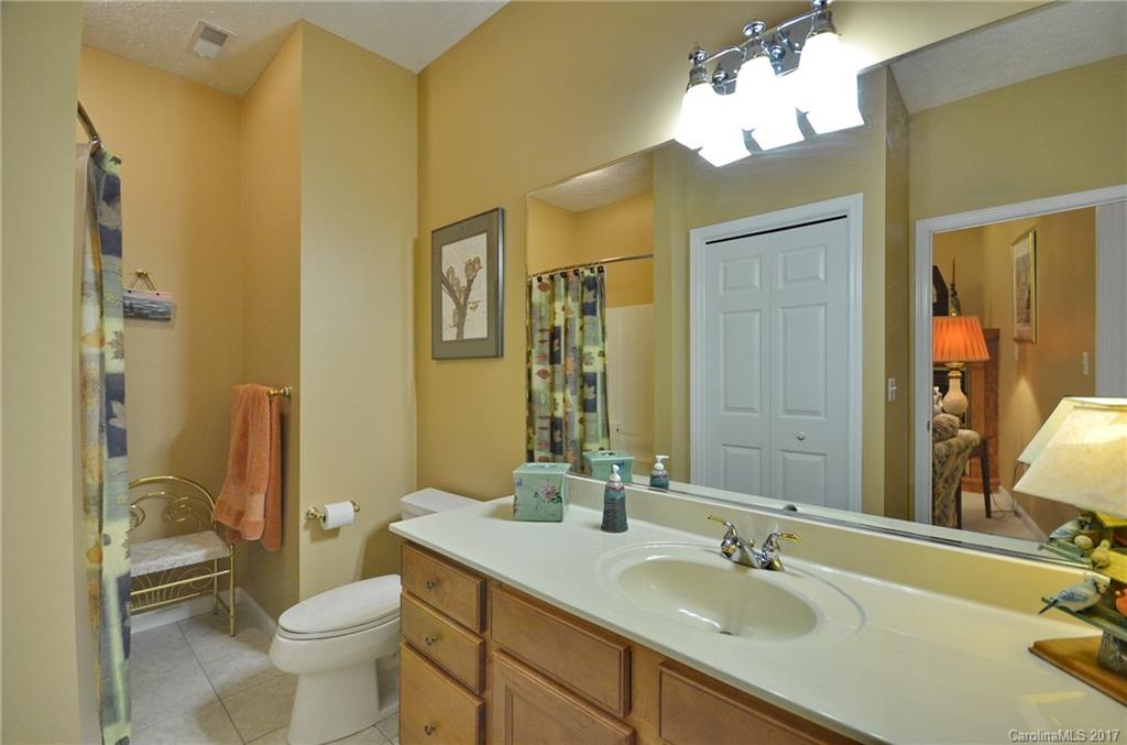 Laurel Ridge Country Club - Residential