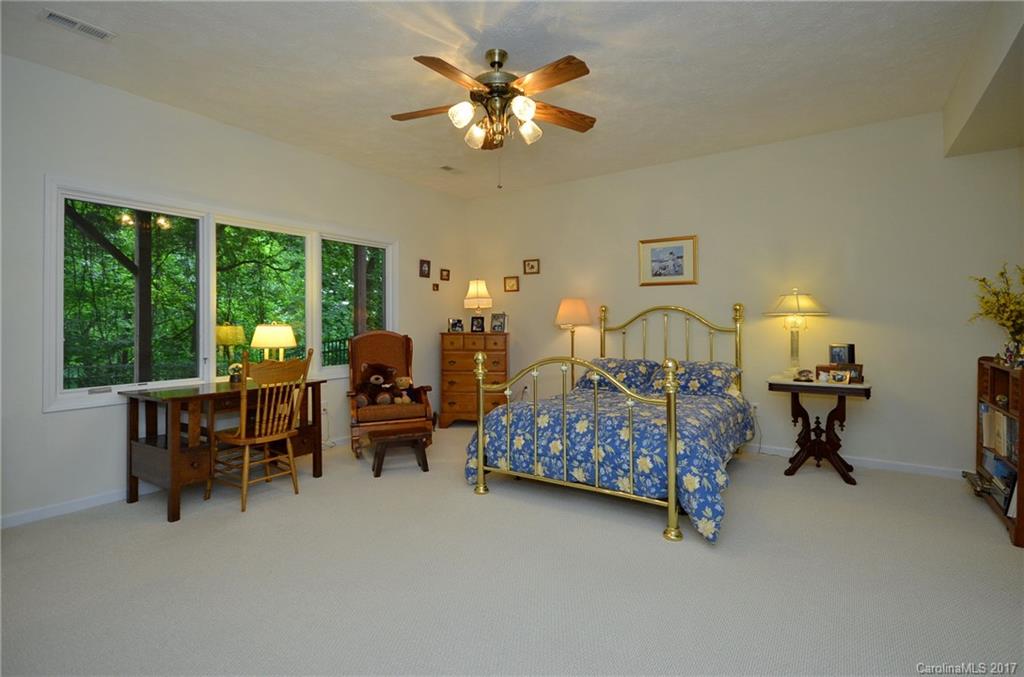 Laurel Ridge Country Club - Residential