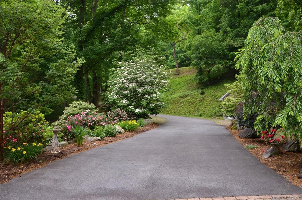 Laurel Ridge Country Club - Residential