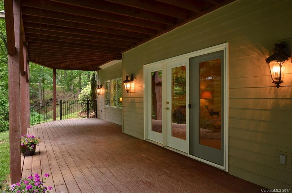 Laurel Ridge Country Club - Residential