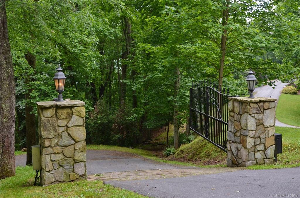 Laurel Ridge Country Club - Residential