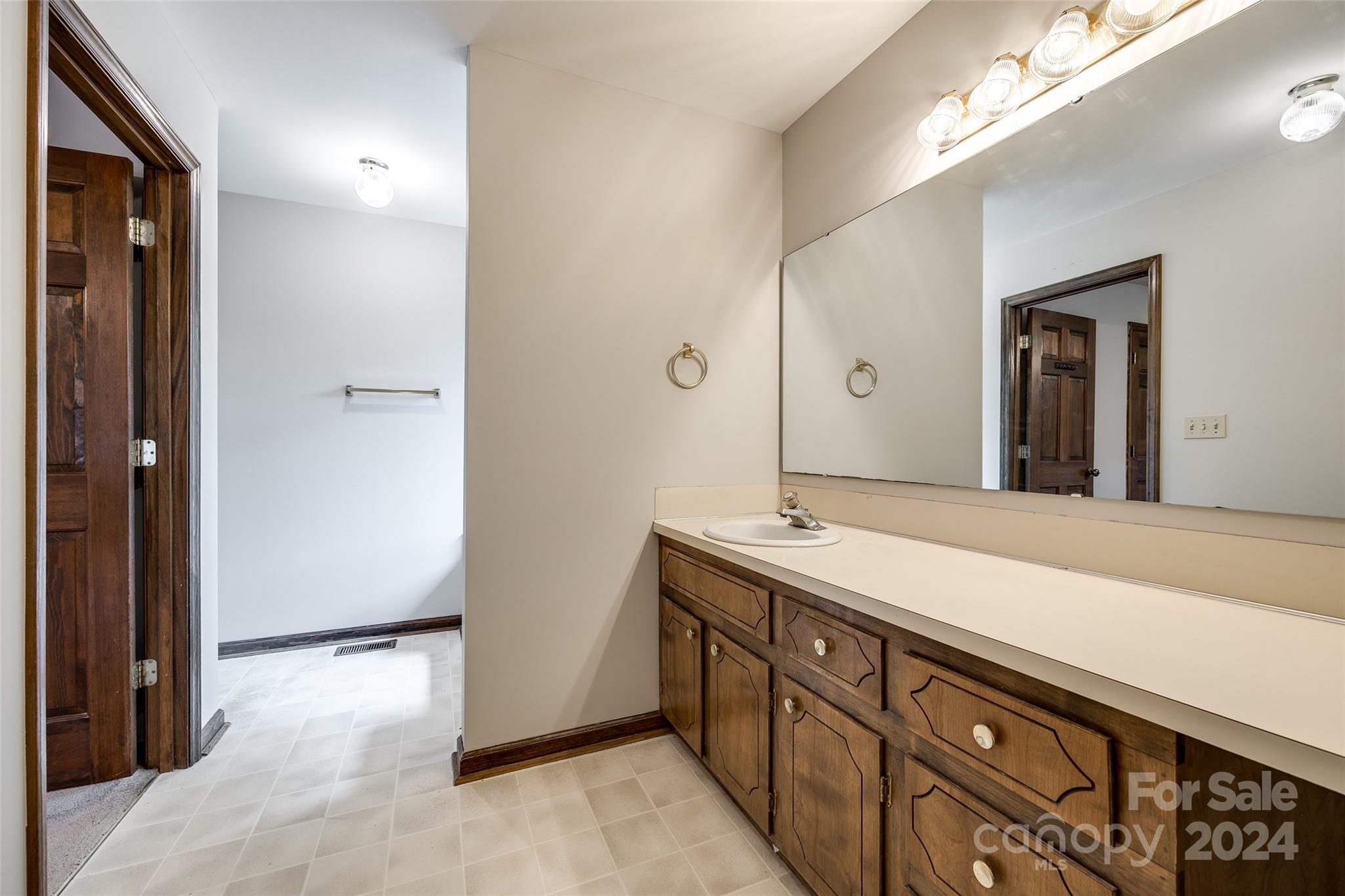 Pitts Down - Residential