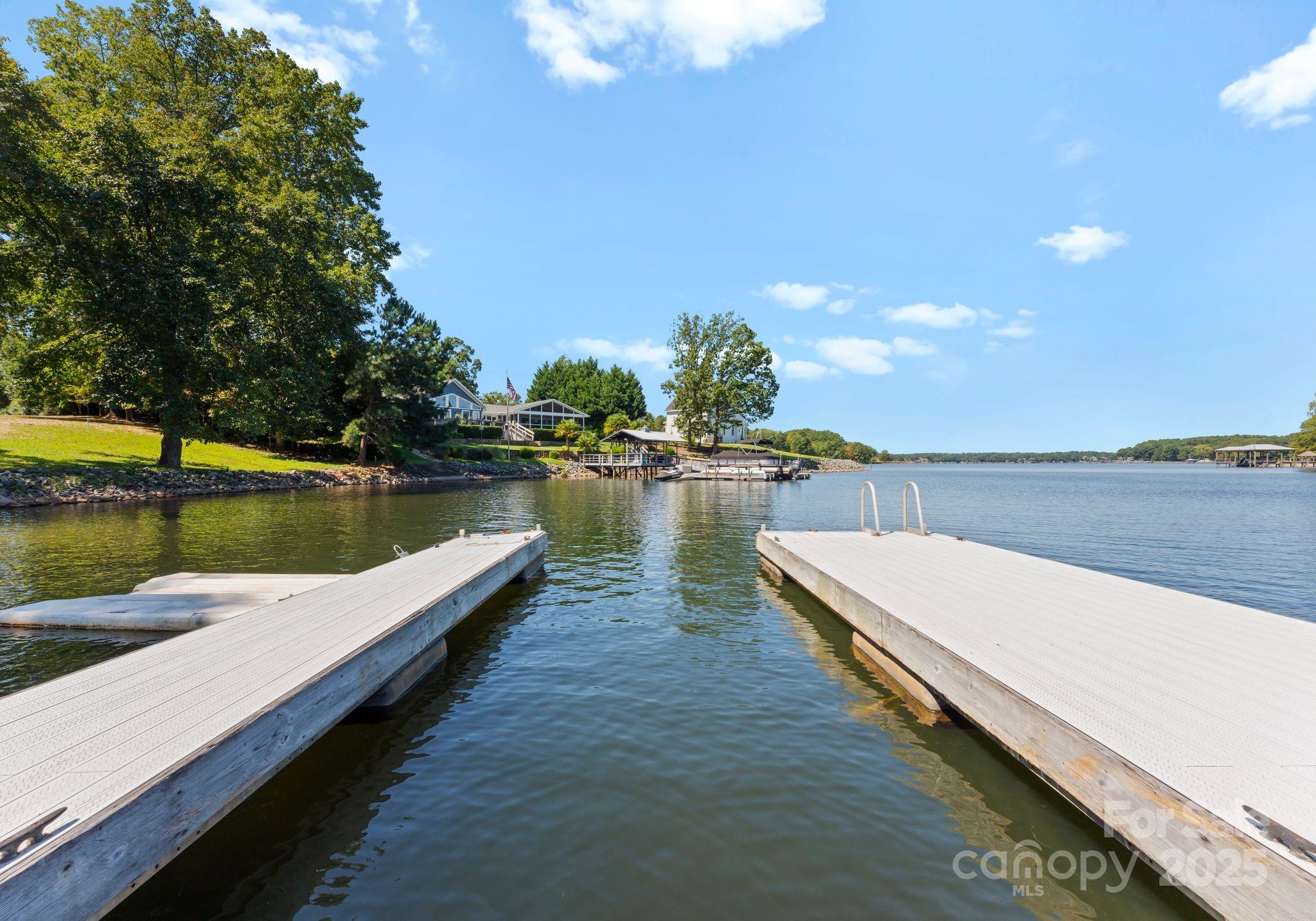 116 Cottage Grove Lane