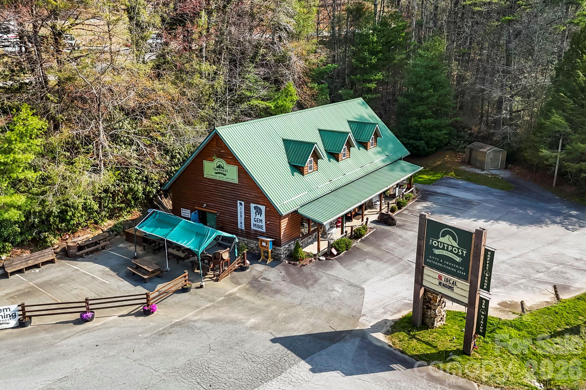 10932 Rosman Highway