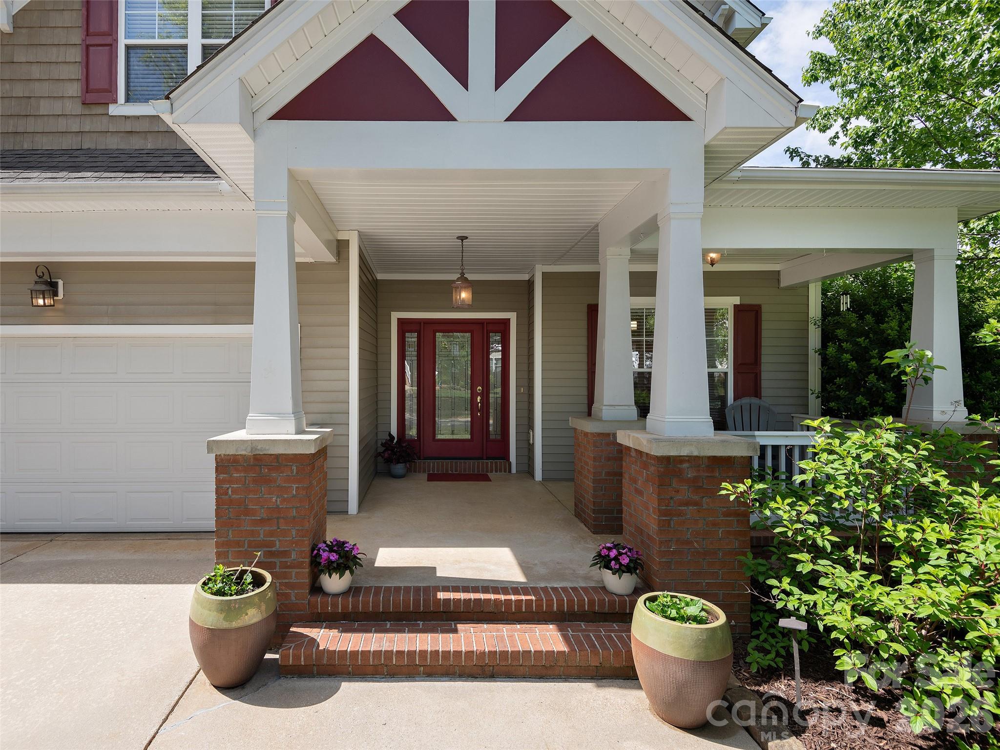 1332 Heathbrook Circle