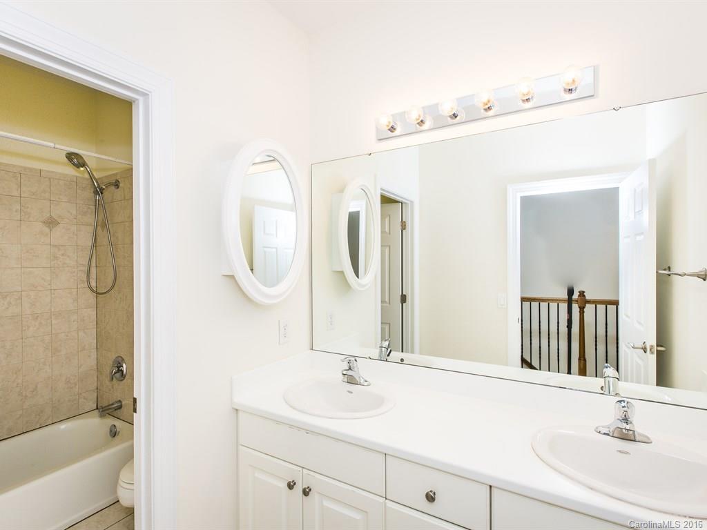 Beacon Knoll - Residential