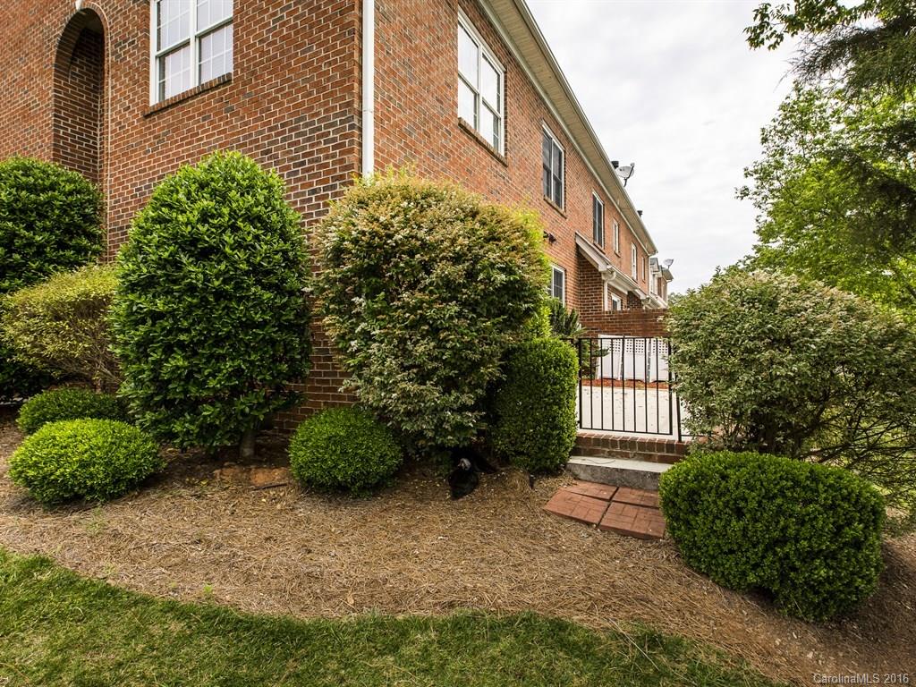 Beacon Knoll - Residential