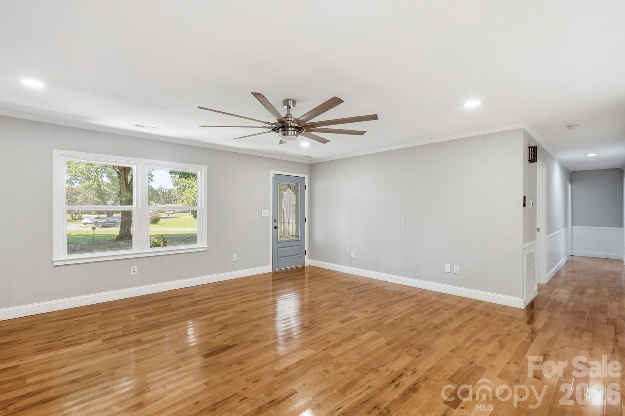 710 Frontier Circle