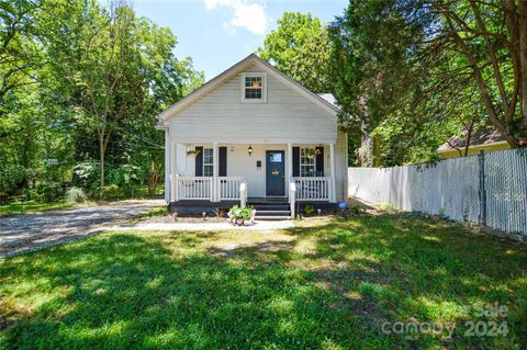 Single Family Residence in Clover SC 205 Smith Street.jpg