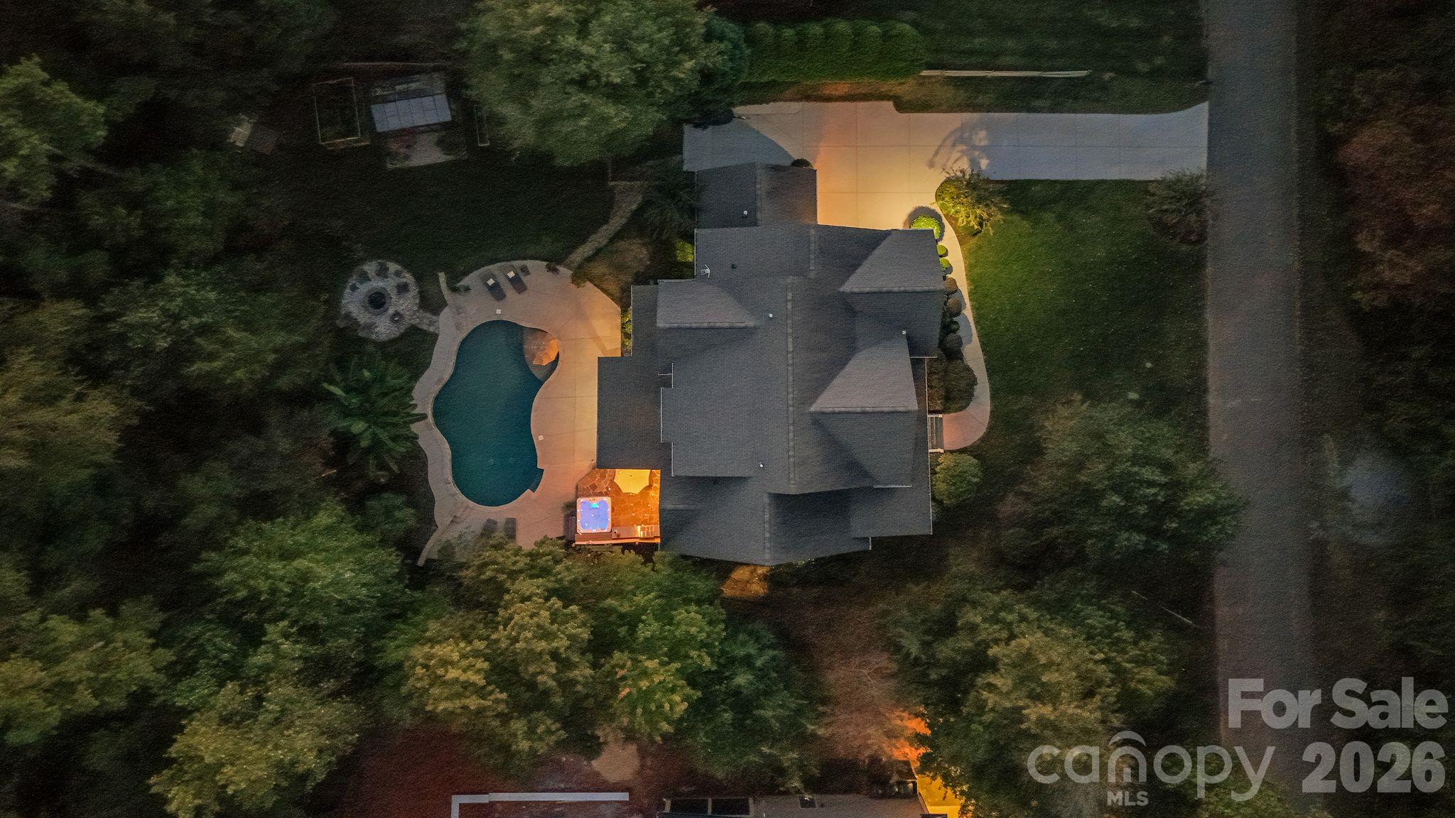 13908 Island Drive
