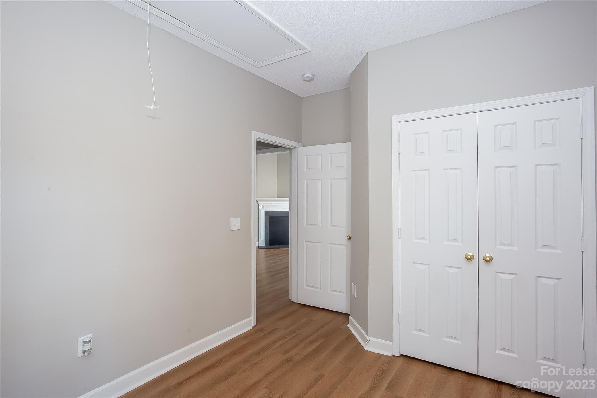 Unknown - Residential Lease